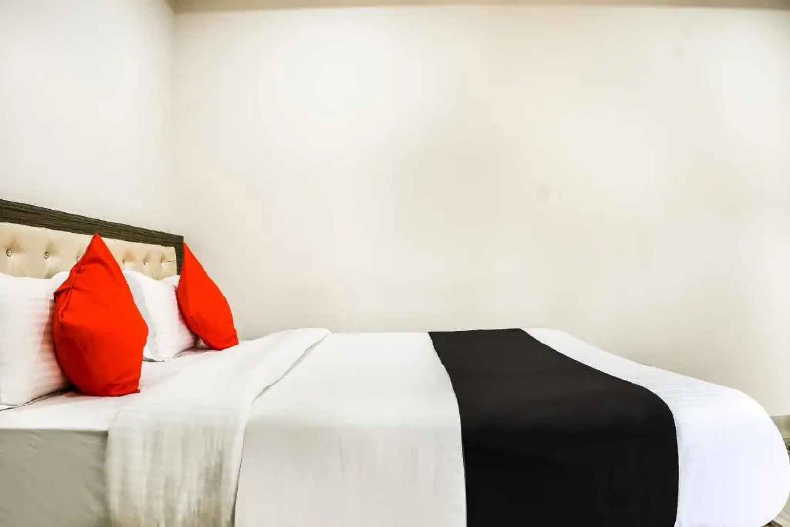 Capital O 70026 Hotel Jai Radisson