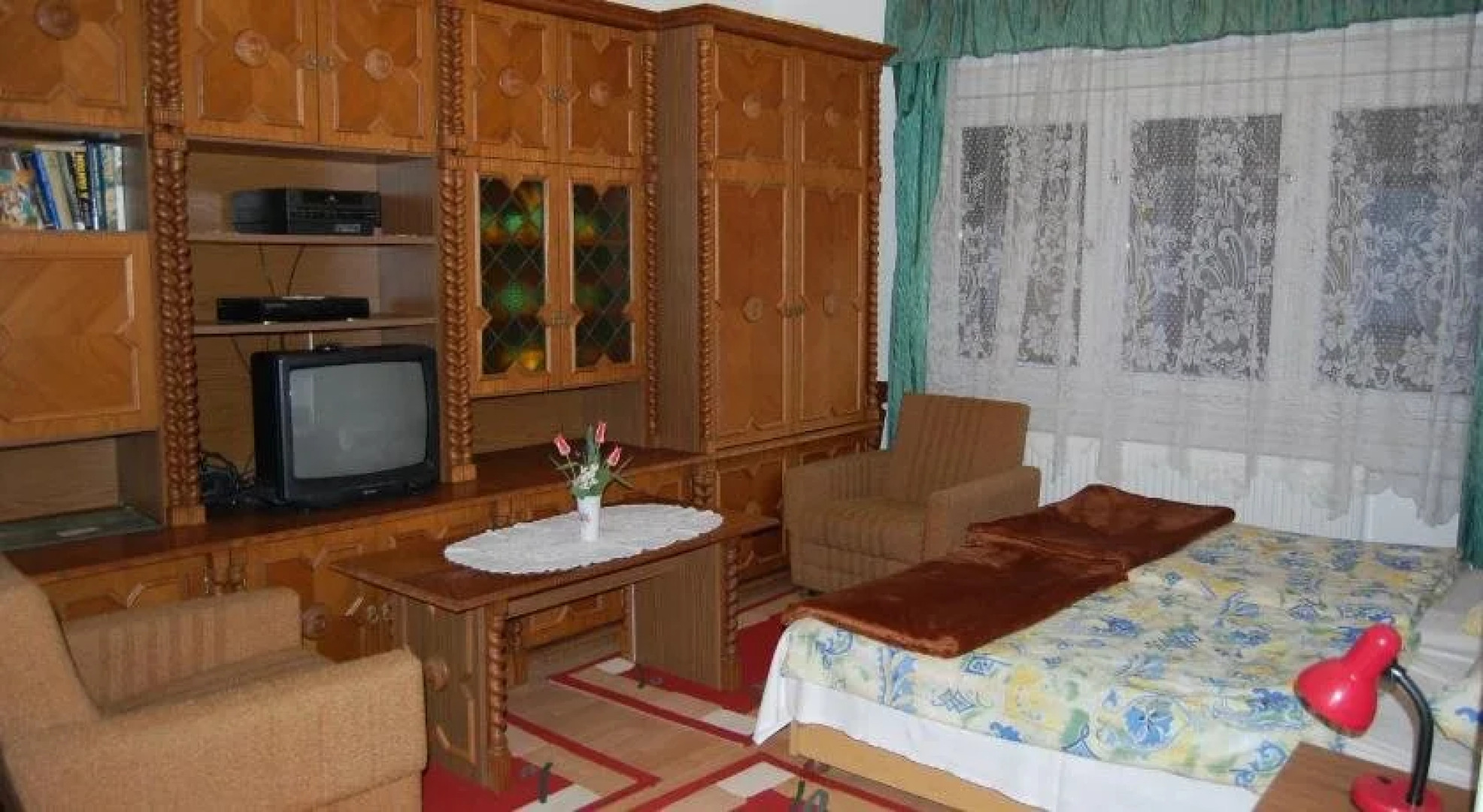 Zch Klra Utcai Apartman