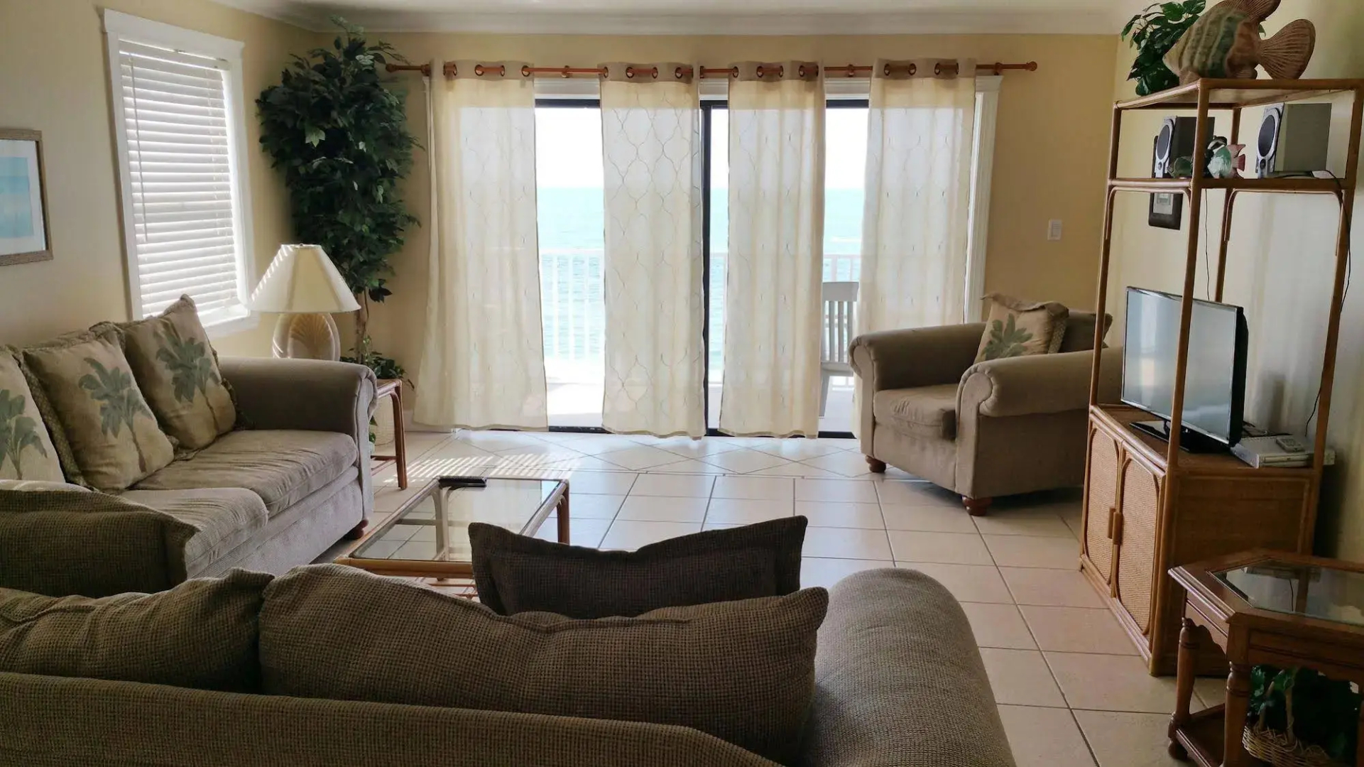 Seabreeze Condominiums