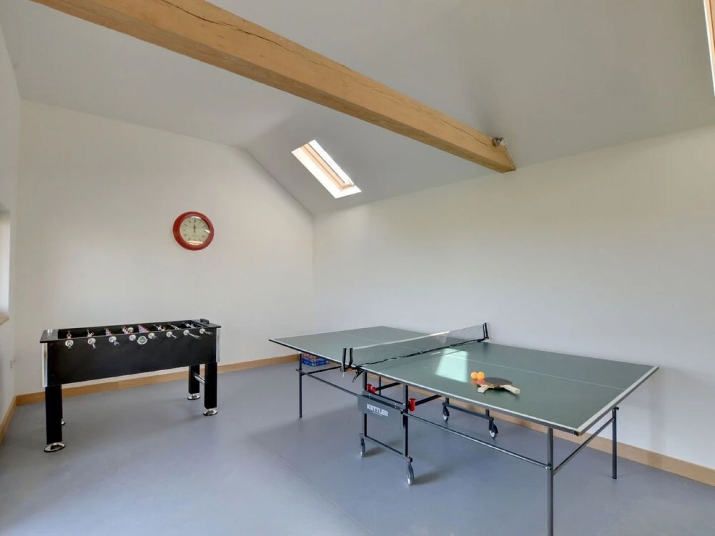 Lovely Holiday Home with Hot Tub near Bexhill & Hastings