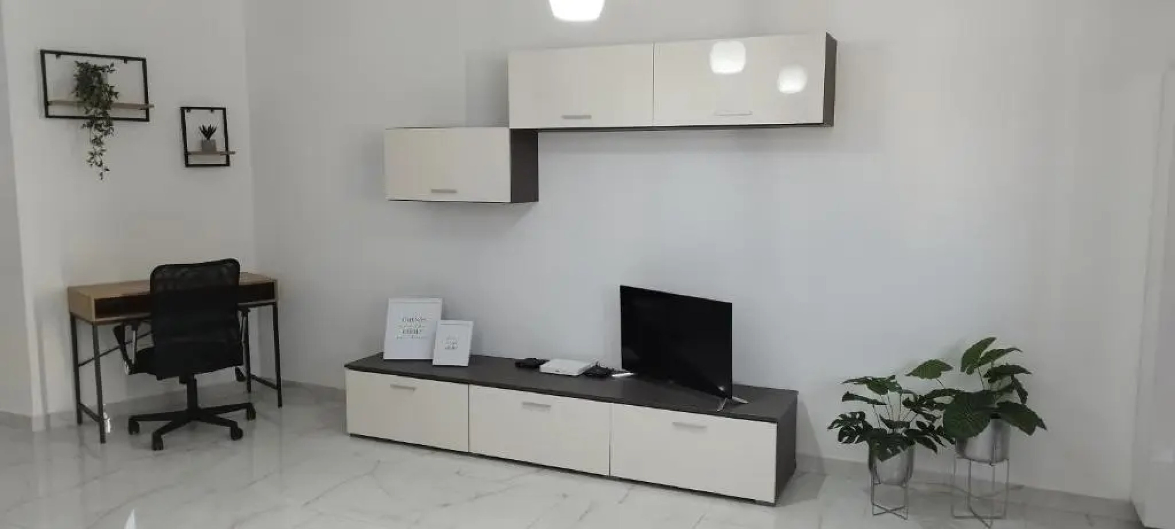 Stylish apartment in ideal location