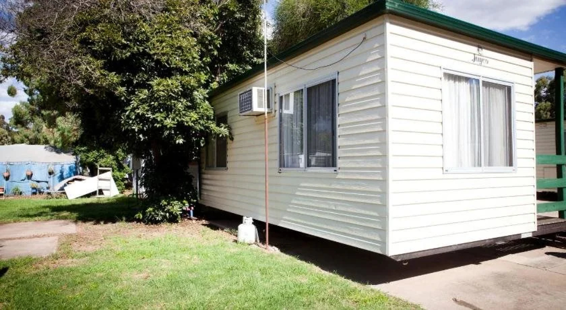 Strayleaves Caravan Park