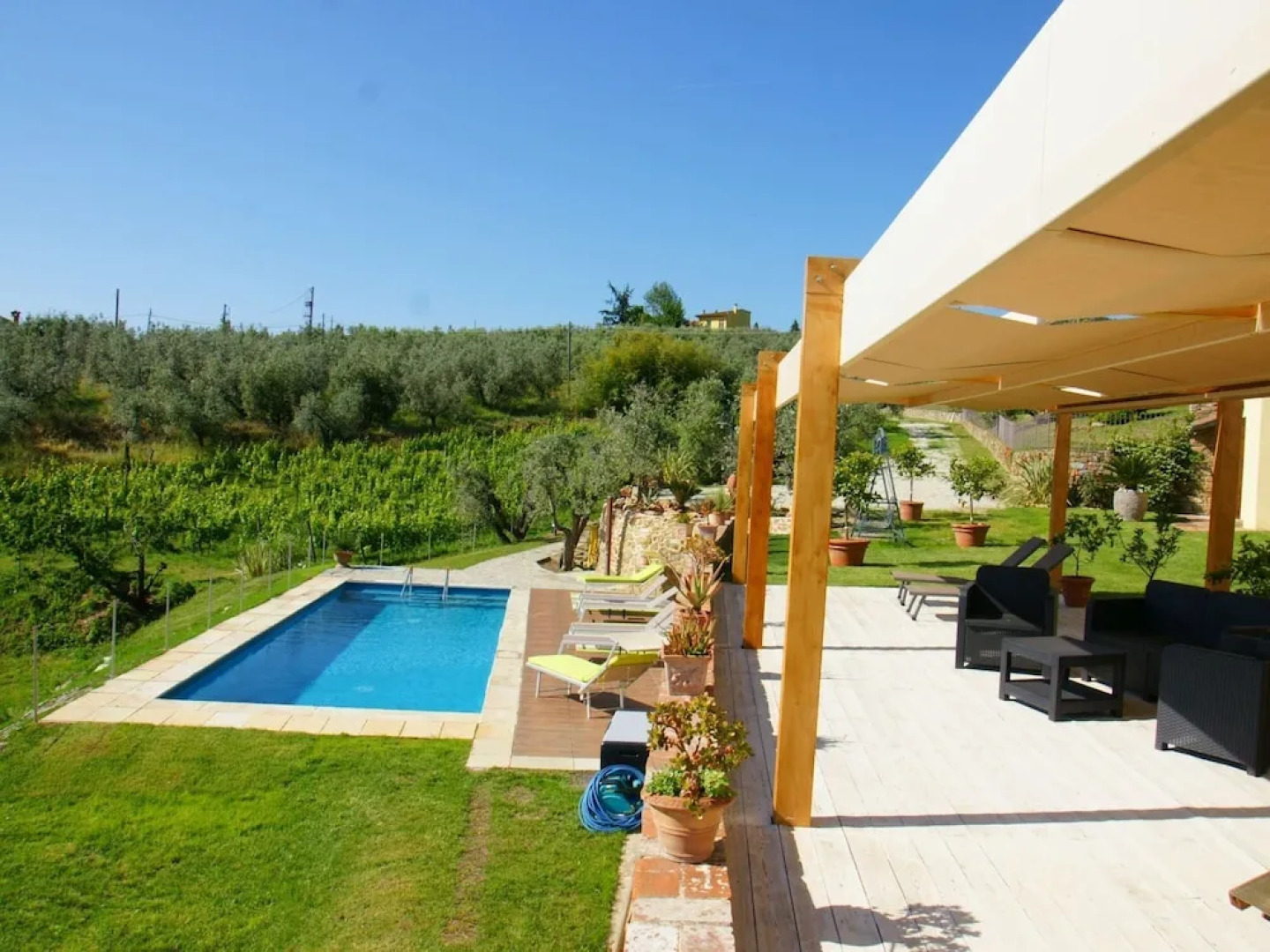 Hillside Escape in Vinci