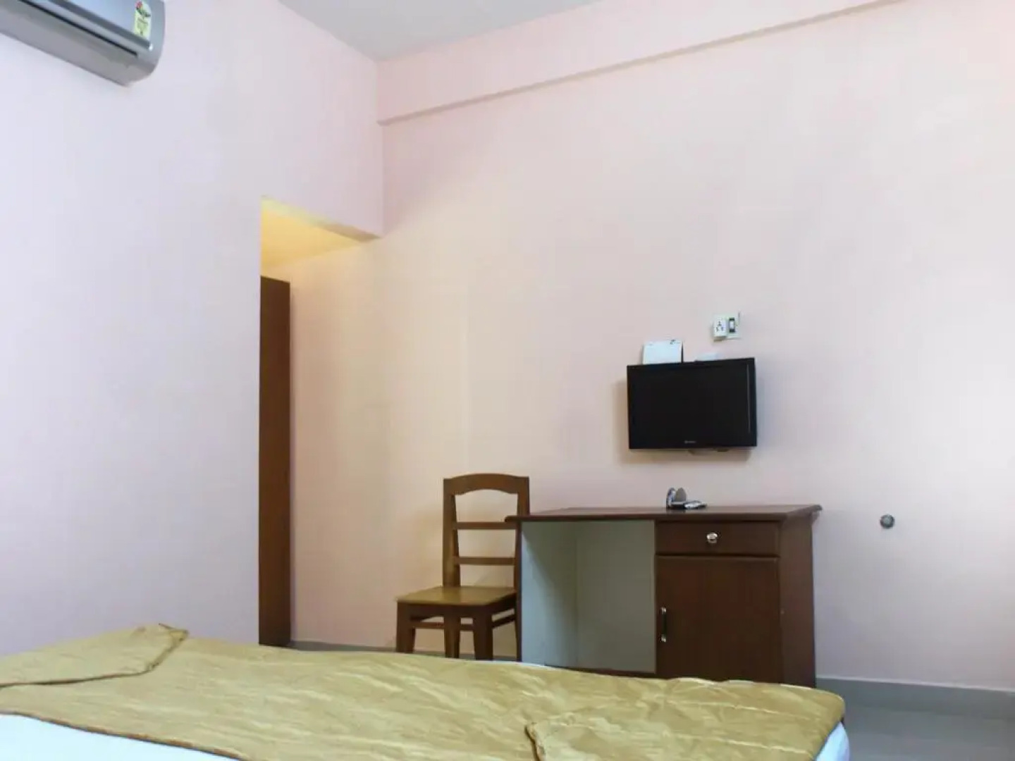 OYO 6665 Thomson Regency