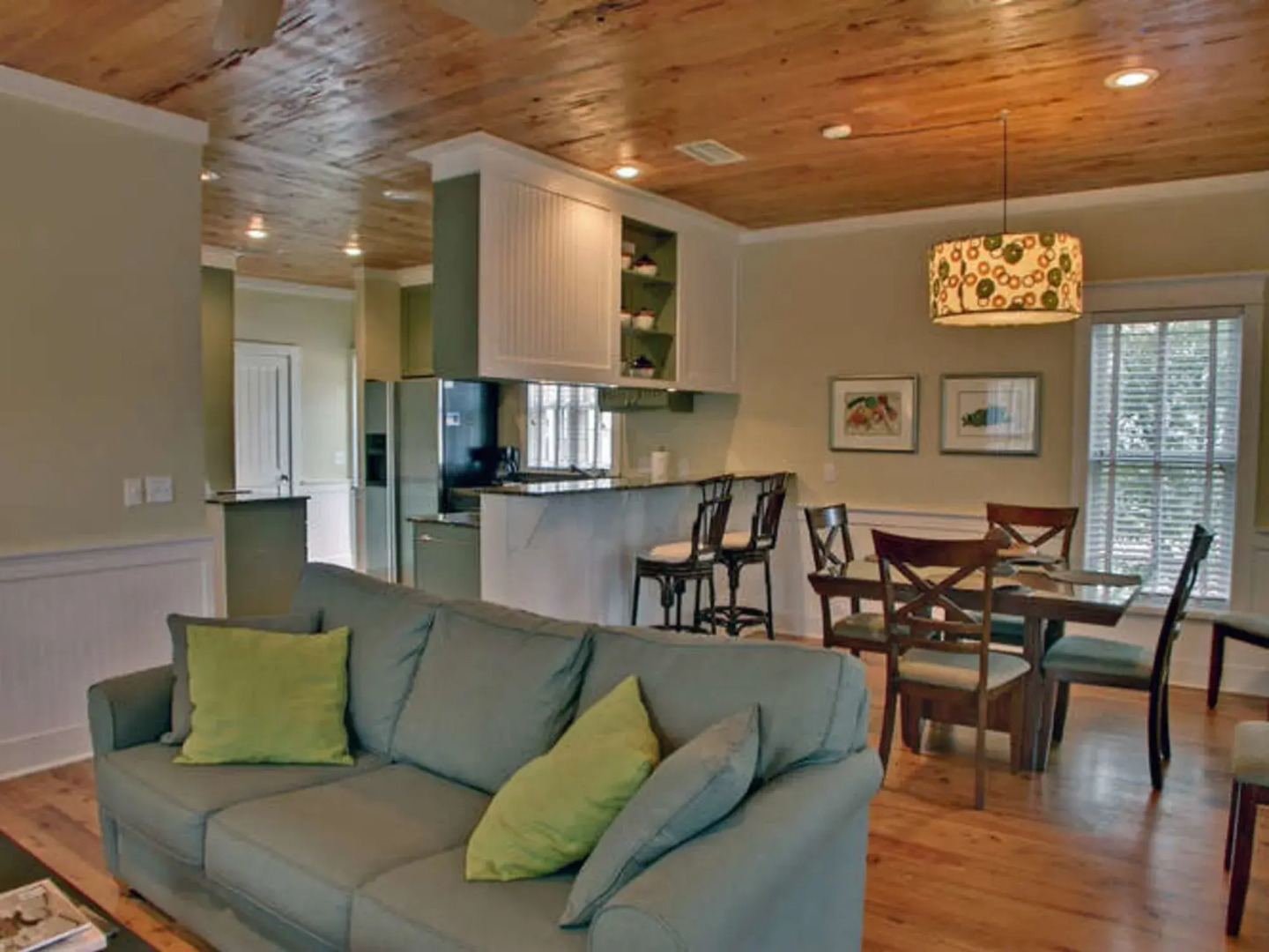 VM 4158 by RedAwning