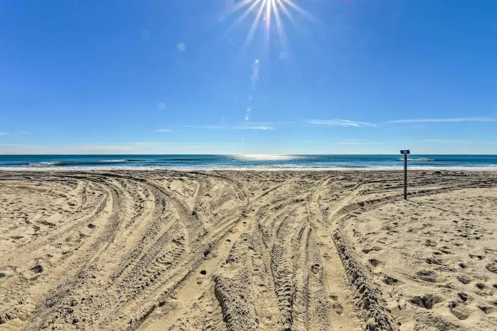 'west of the Moon' Ocean Apt w/ Beach Access!