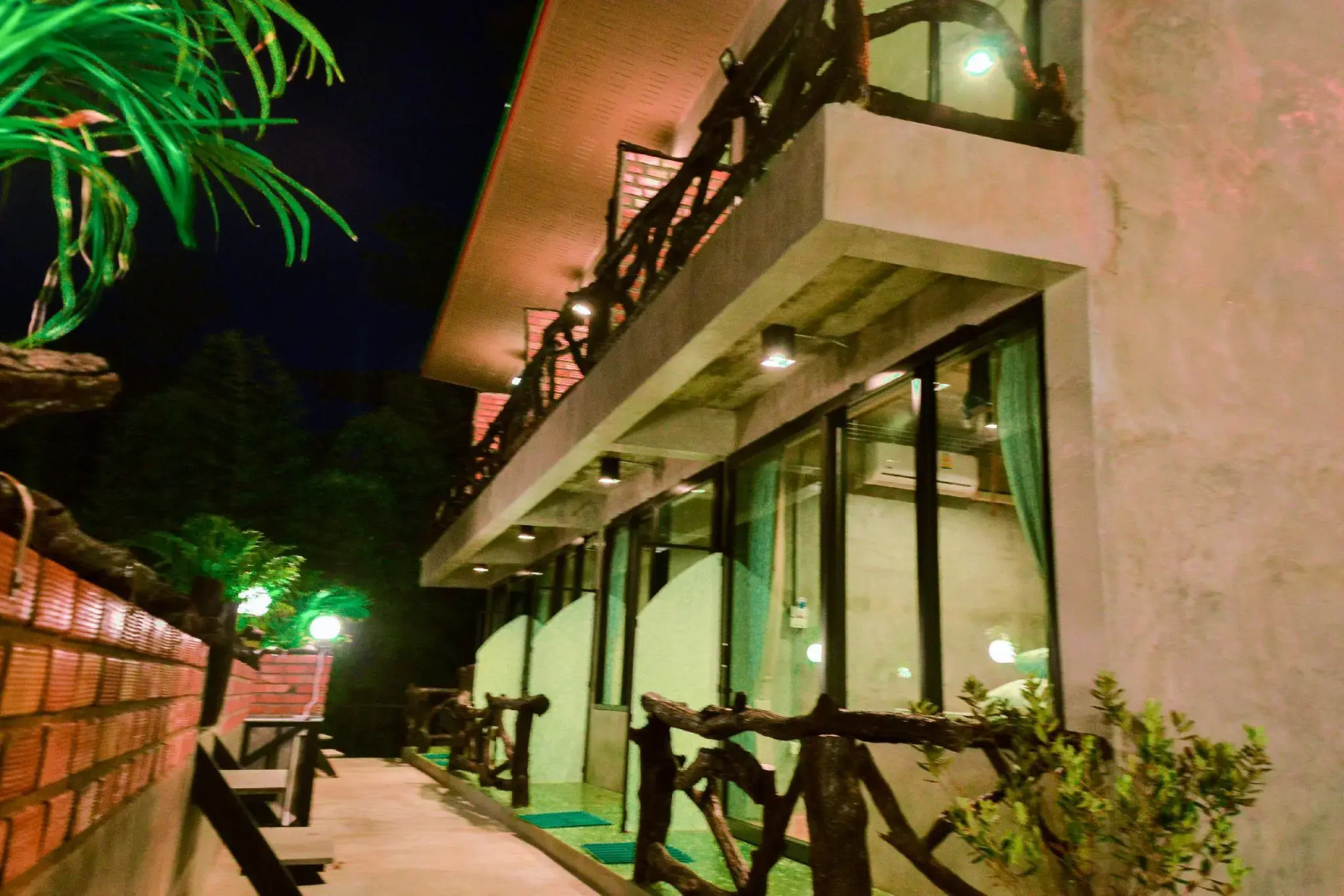Baan Tubkaek Hotel
