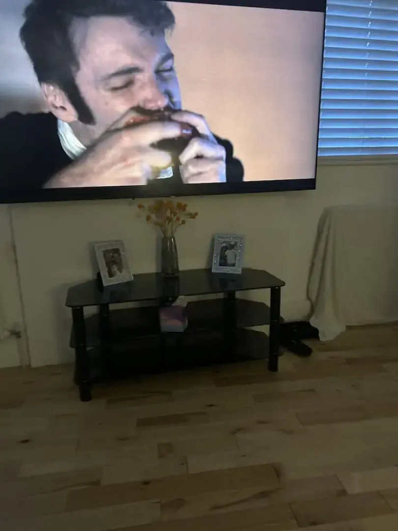 the sea lounge accommodation