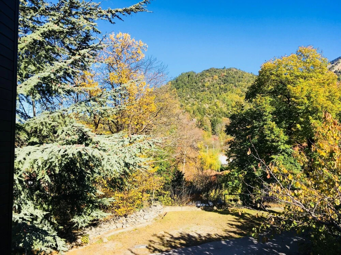 La Mirabelle-Casteil Country House