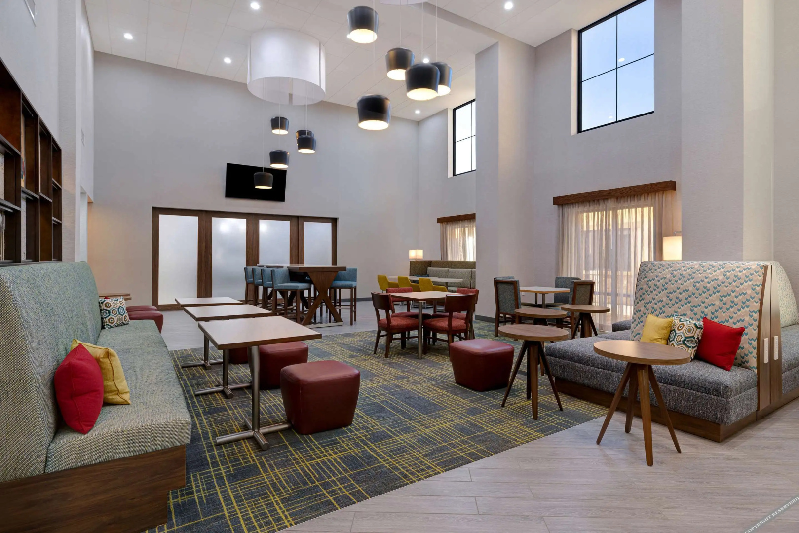 Hampton Inn & Suites Marina