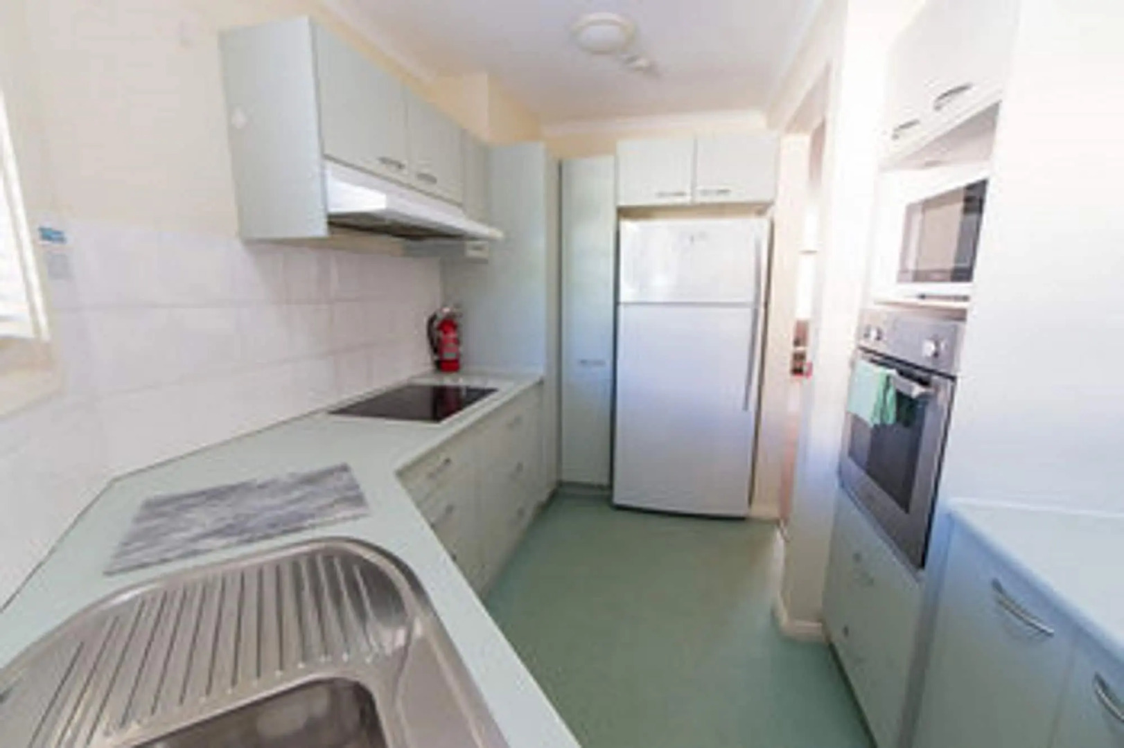 Peninsula Nelson Bay Motel and Serviced Apartments