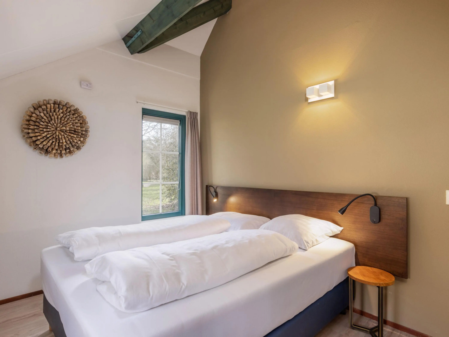 Bungalow in Veluwe Near Harderwijk