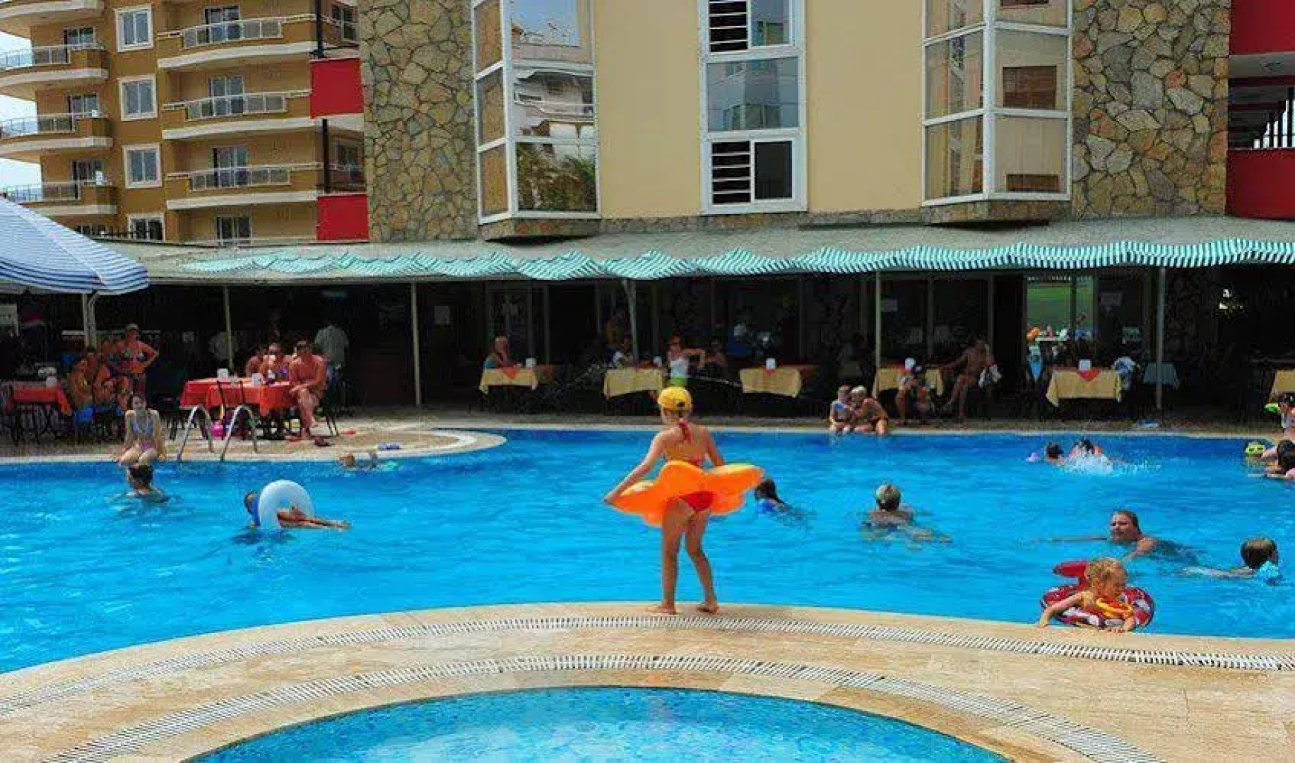 Klas More Beach Hotel