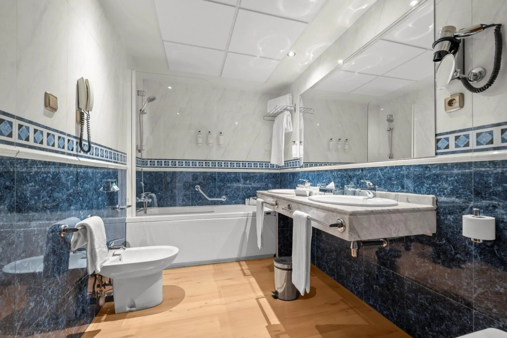 Zentral Gijón Rey Pelayo