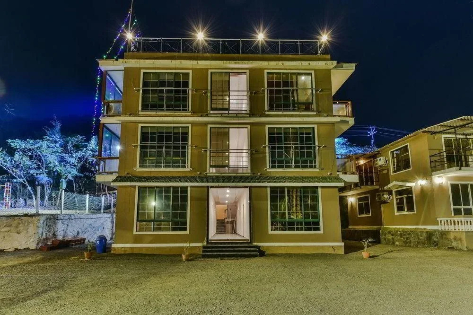 Murud Beach Home Deluxe Building