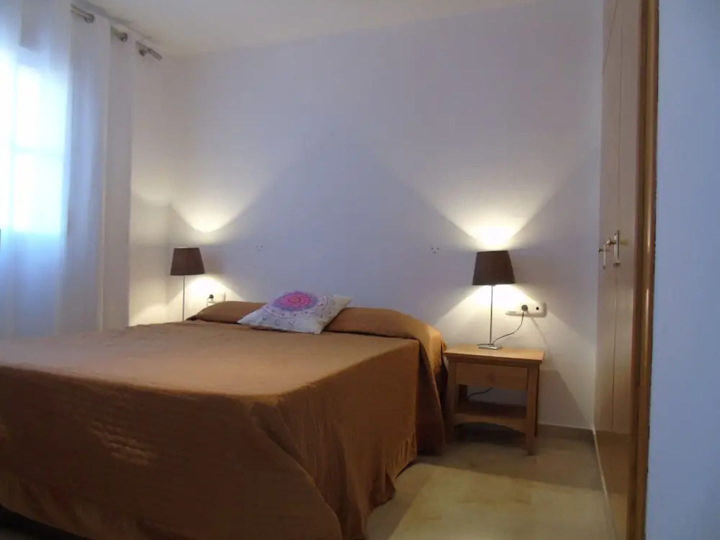 A&N Baviera Luxury - Three Bedroom Apartment, Sleeps 6