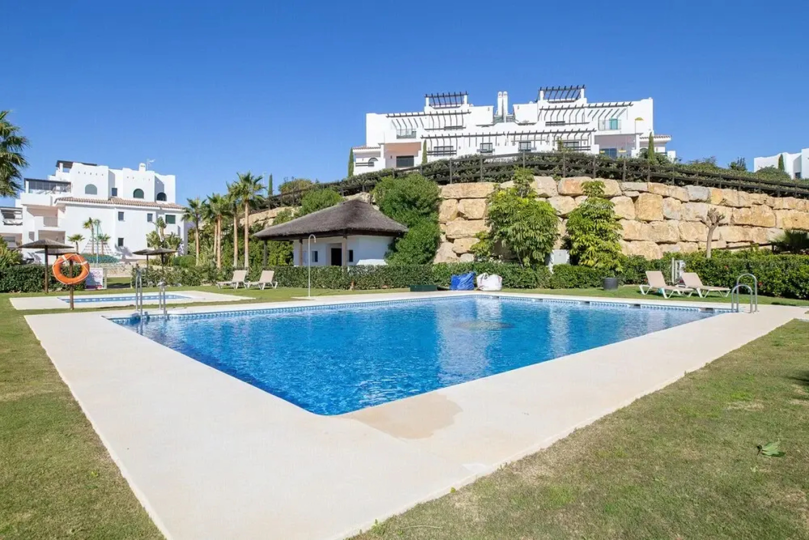 2193-Moderno apto con terraza vista al mar