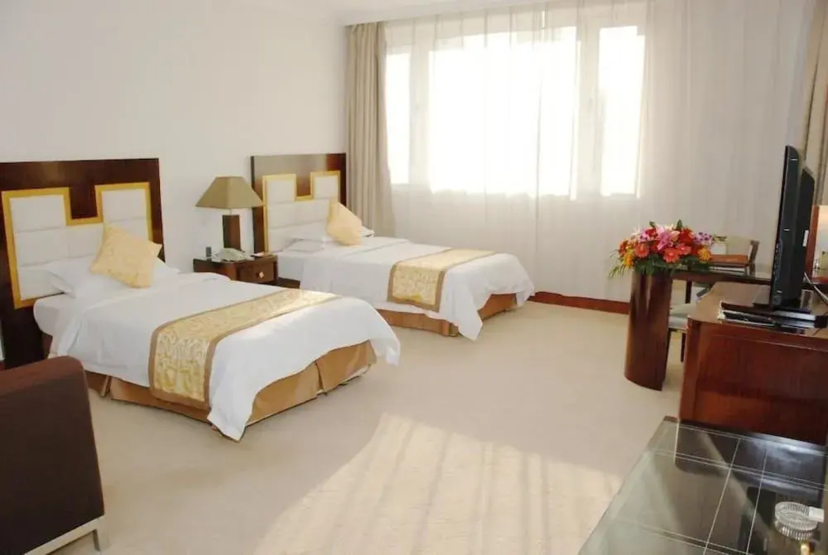 Tianjin Super Garden Hotel