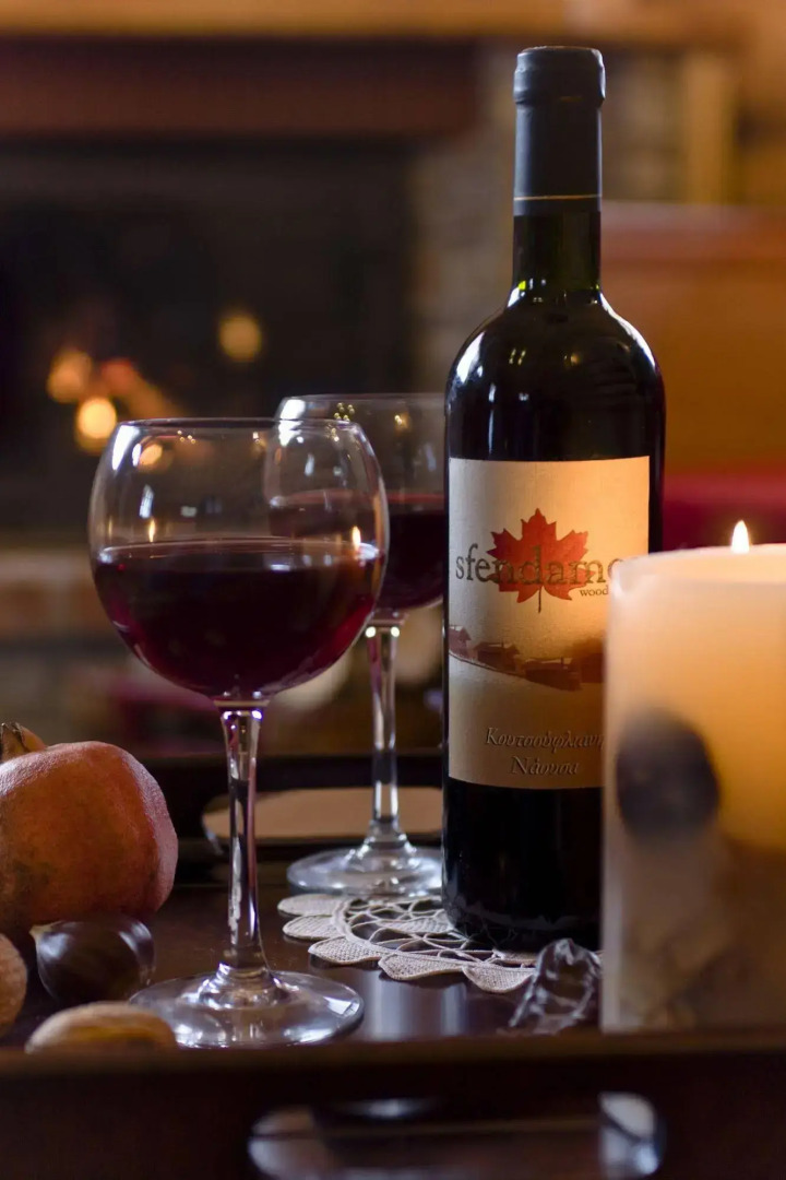 Sfendamos Wood Village