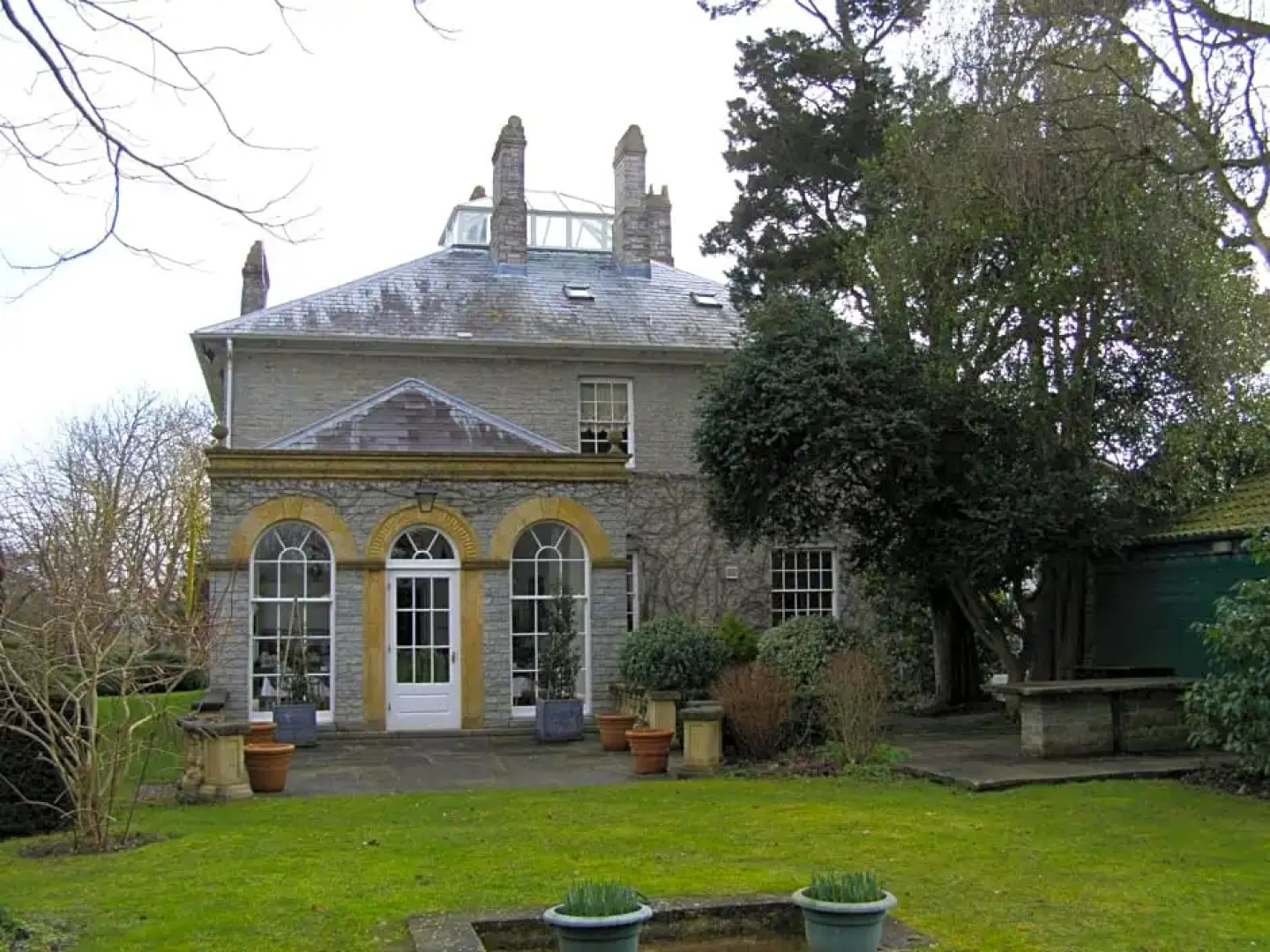 The Lynch Country House