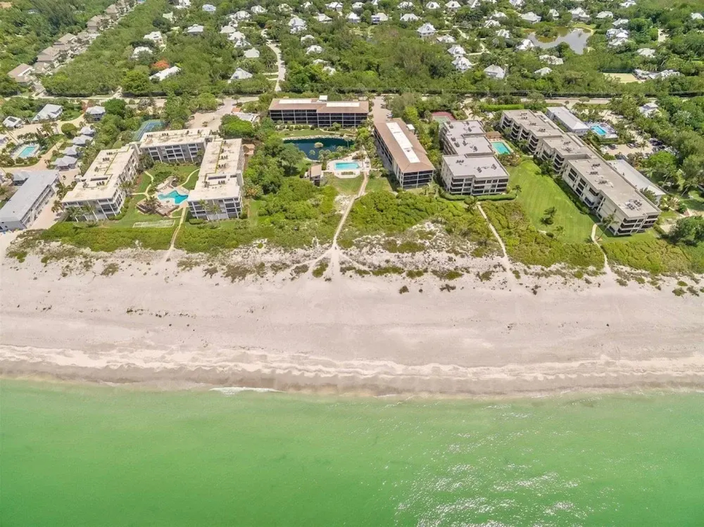 Sand Pointe 212