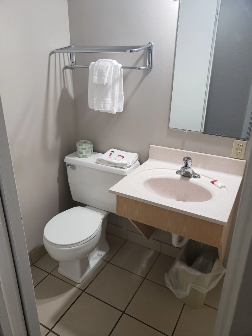 Travelodge by Wyndham Traverse City MI