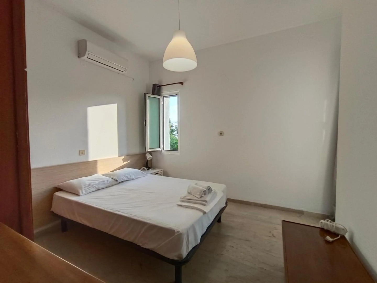 Albatross Studios & Apartments