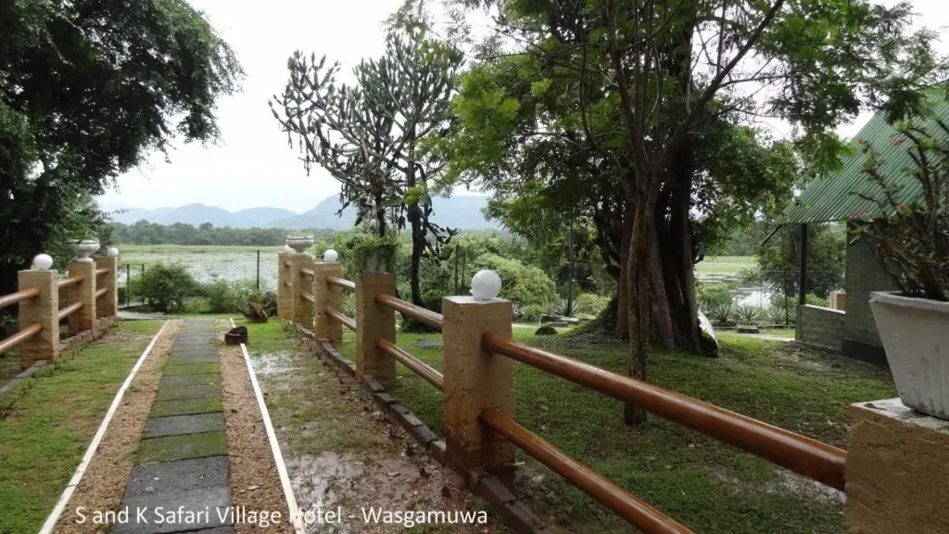 S and K Safari Village Hotel - Wasgamuwa