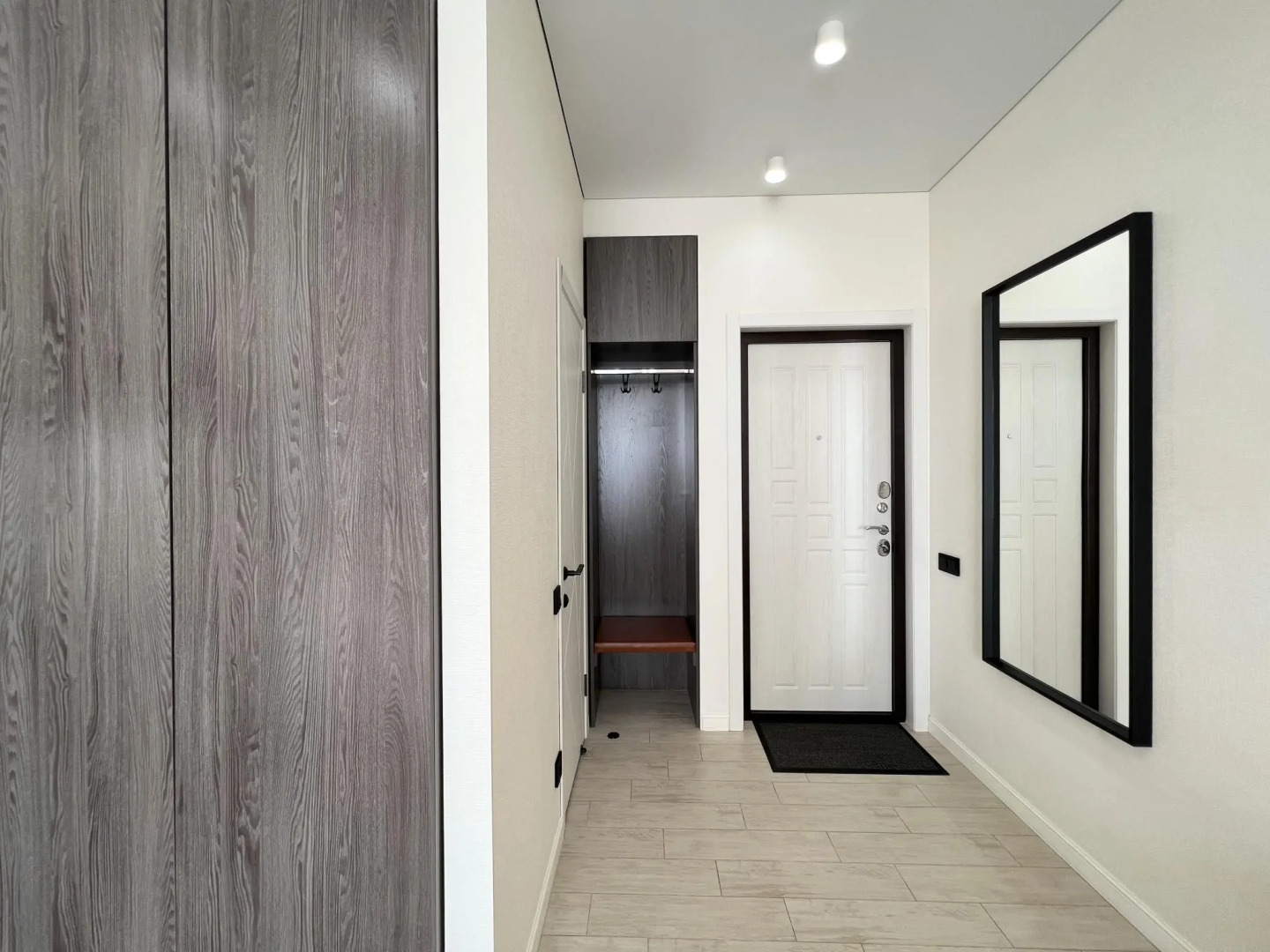 Live (Лайв) на улице Байзакова 131/1