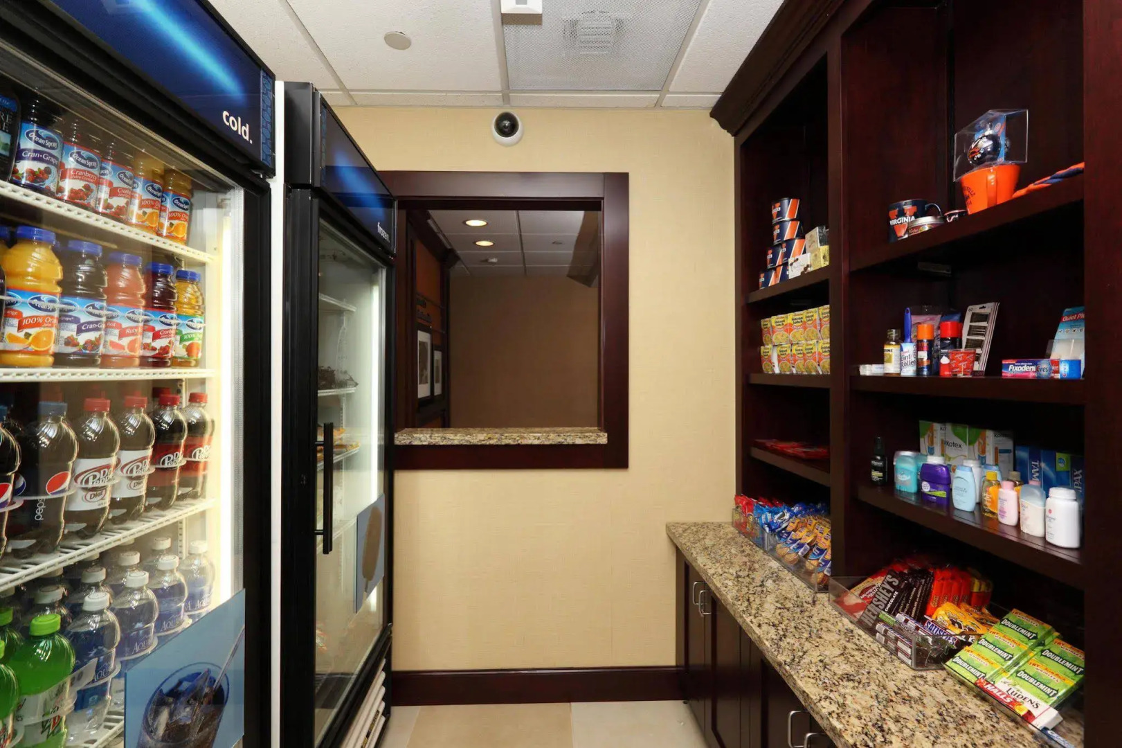 Hampton Inn & Suites Charlottesville-At the University