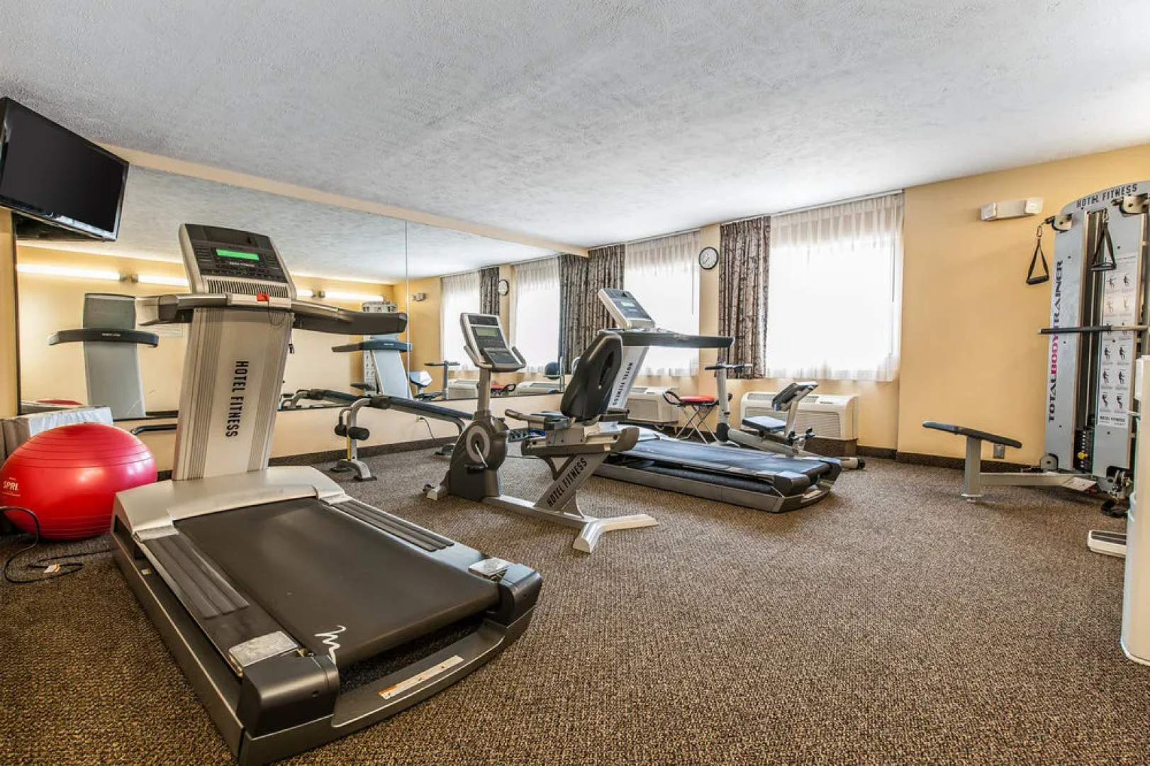 Quality Inn & Suites  Mattoon Area