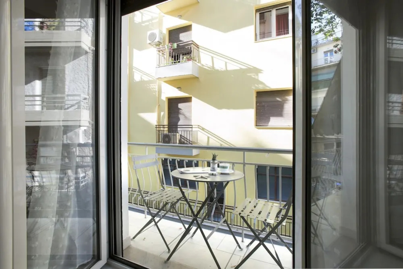 Victoria Square, Cozy and Stylish Apartment