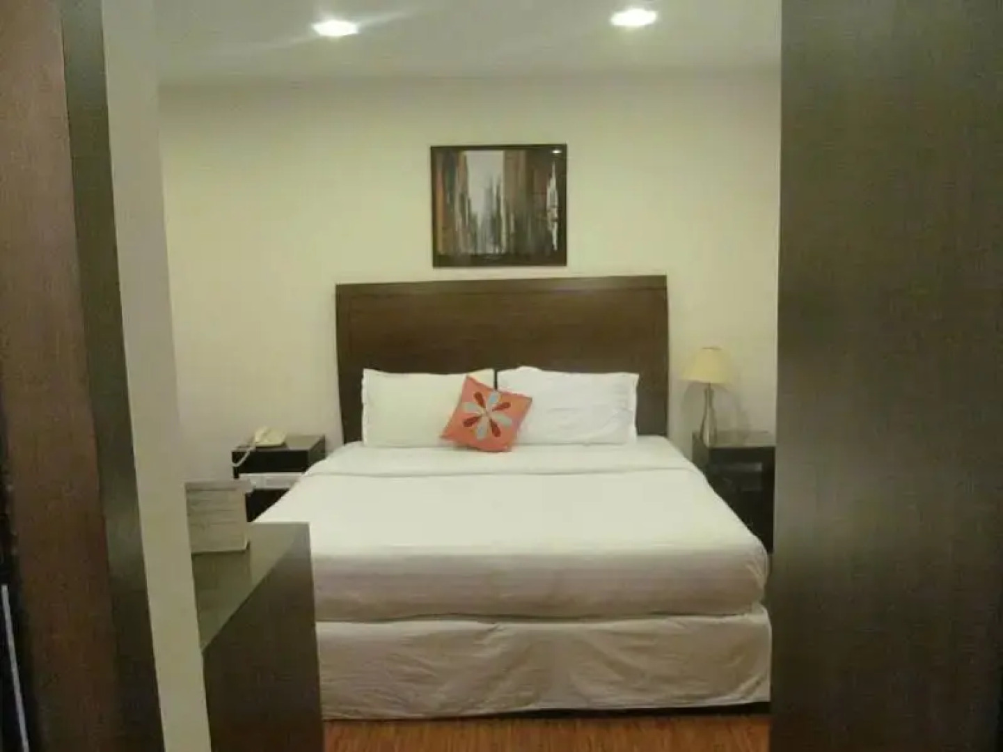 Shilton Residence Hotel