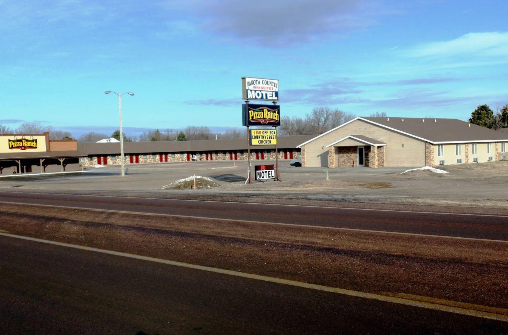 Dakota Country Inn & Suites