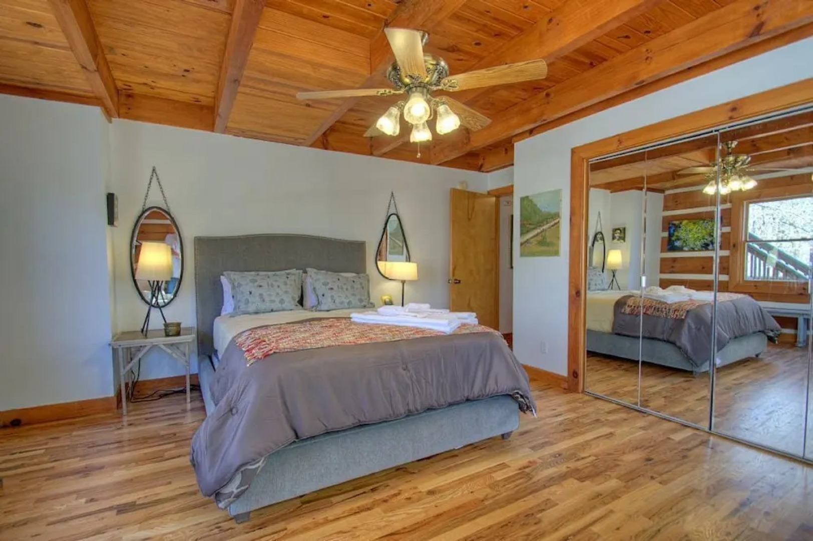 Sugar Camp Hideaway - 4 Br Cabin