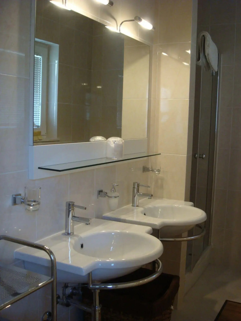 Villa Almadria Luxury Bed & Breakfast