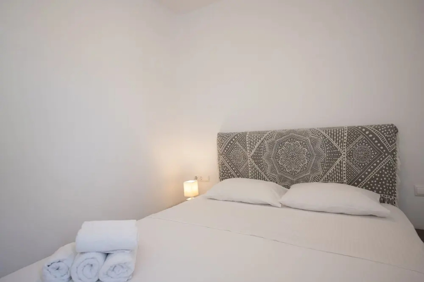 Ginger Gold Apt Getaway with Shared Pool