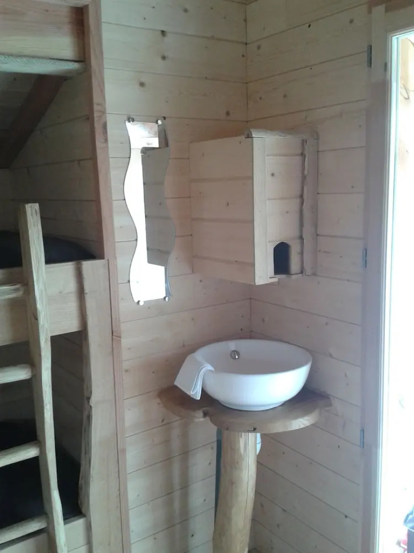 Cabanes flottantes du lac de Pelisse