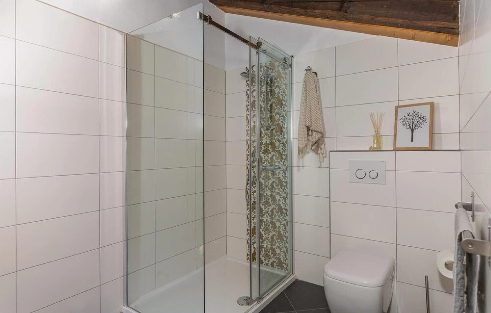 Beautiful Home in Kanfanar With Jacuzzi, Wifi and 7 Bedrooms