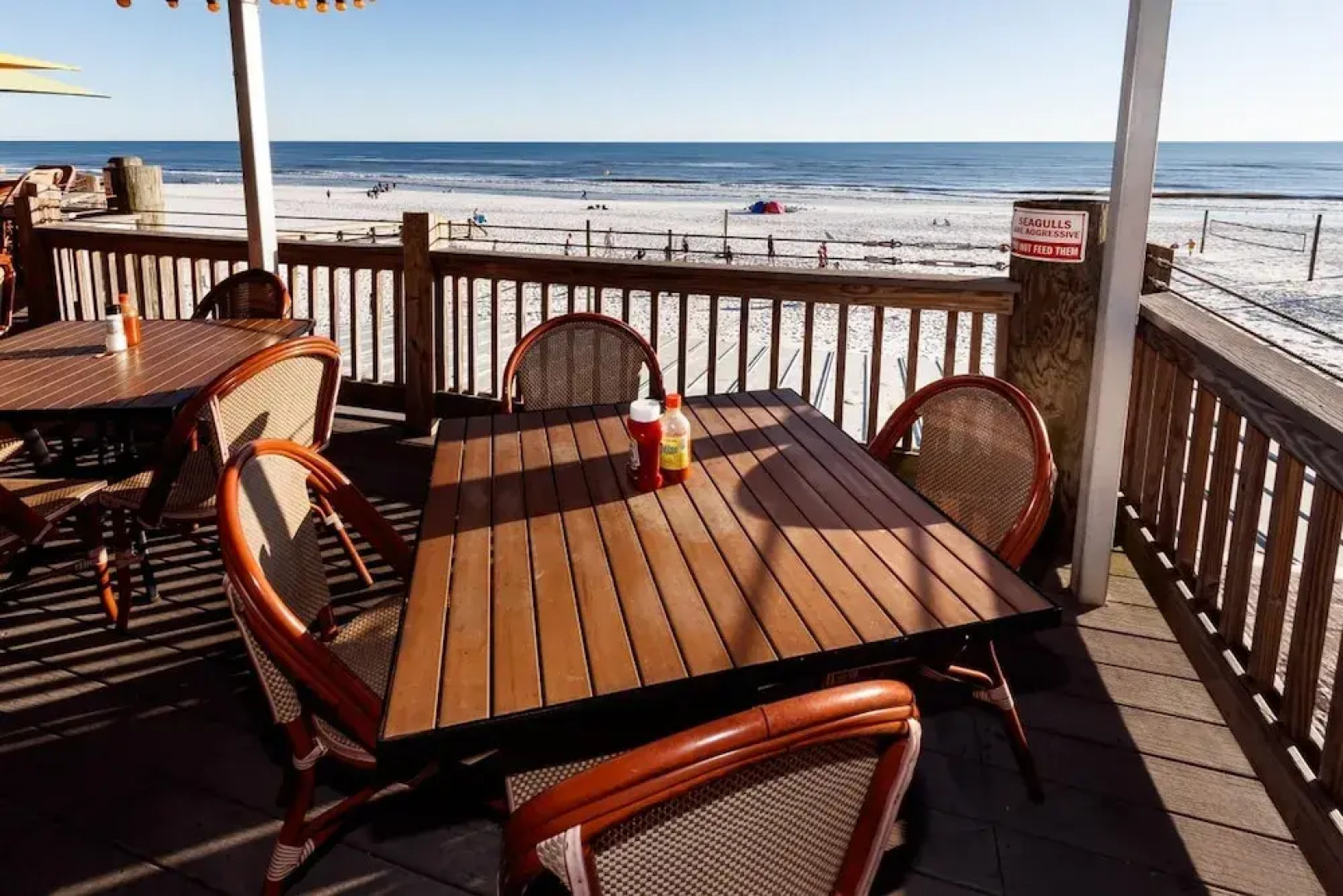 Island Echos 3L by RedAwning