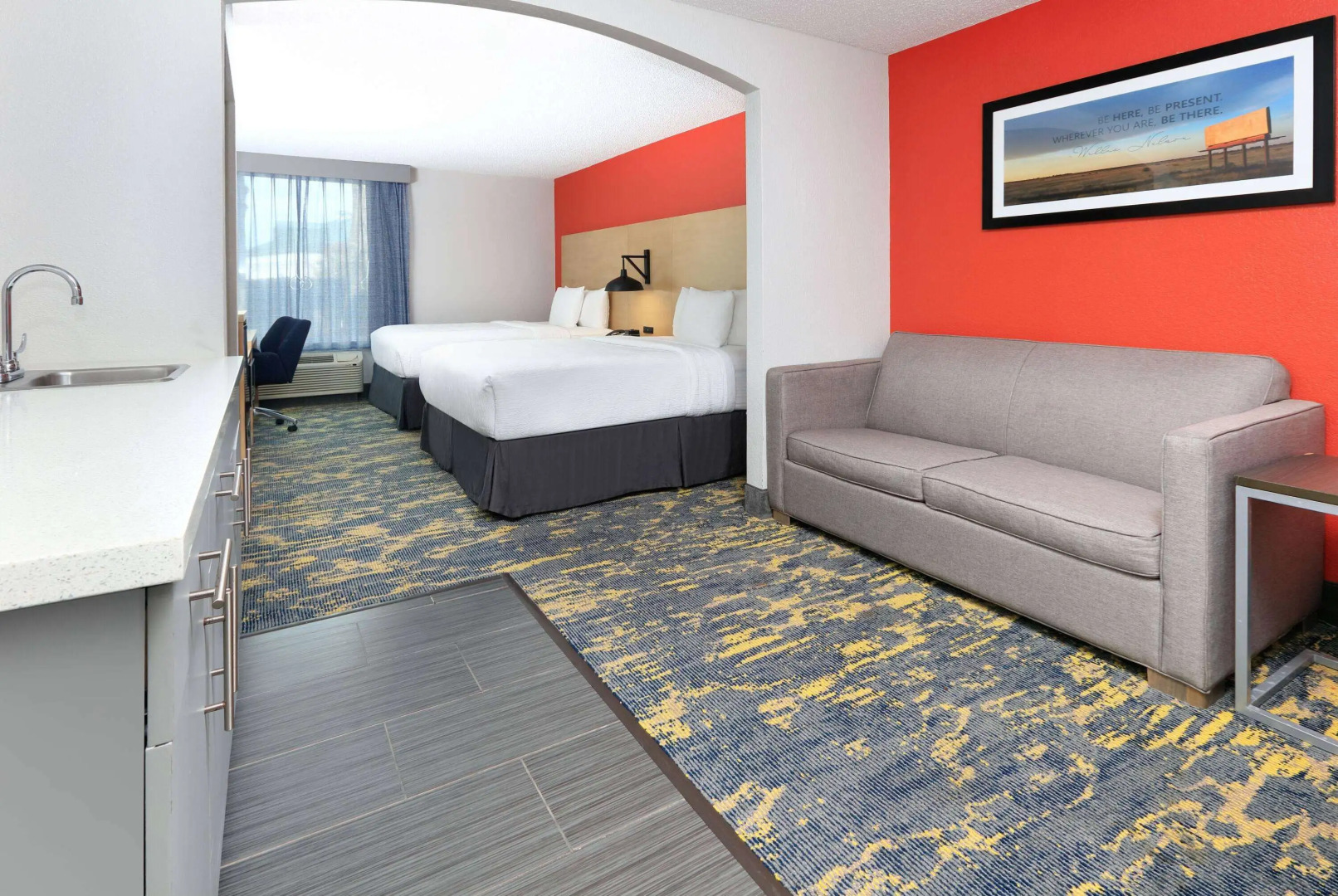 La Quinta Inn & Suites by Wyndham Dallas - Las Colinas