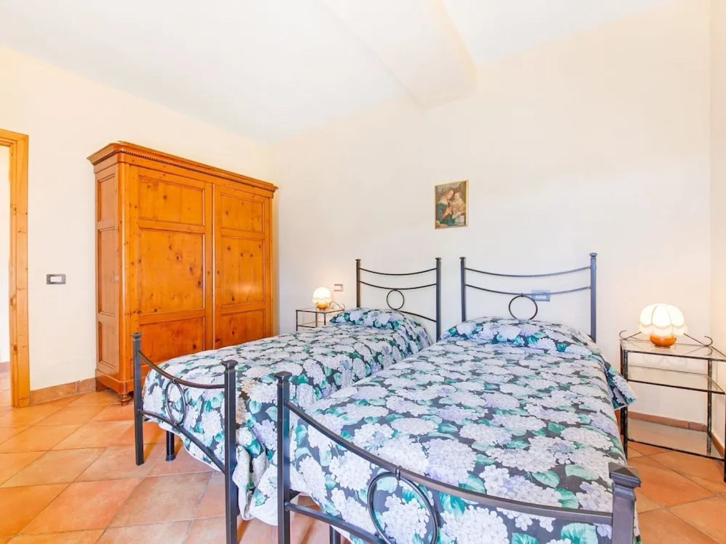 Cozy Holiday Home in Lamporecchio with Swimming Pool