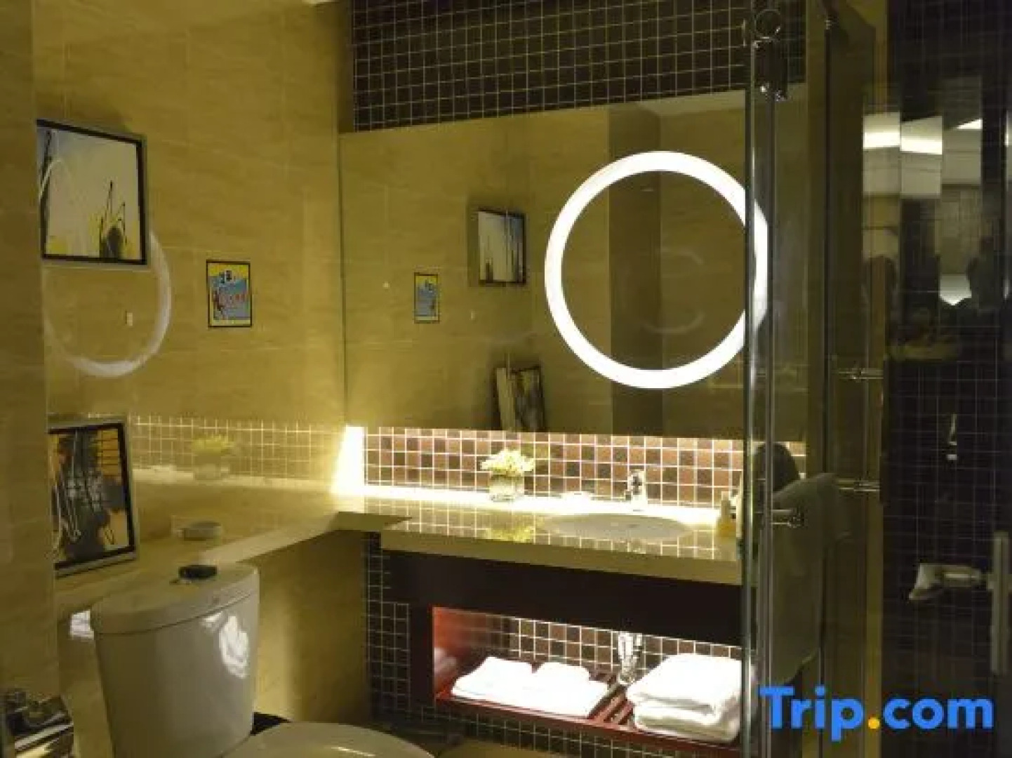 Dikun International Hotel