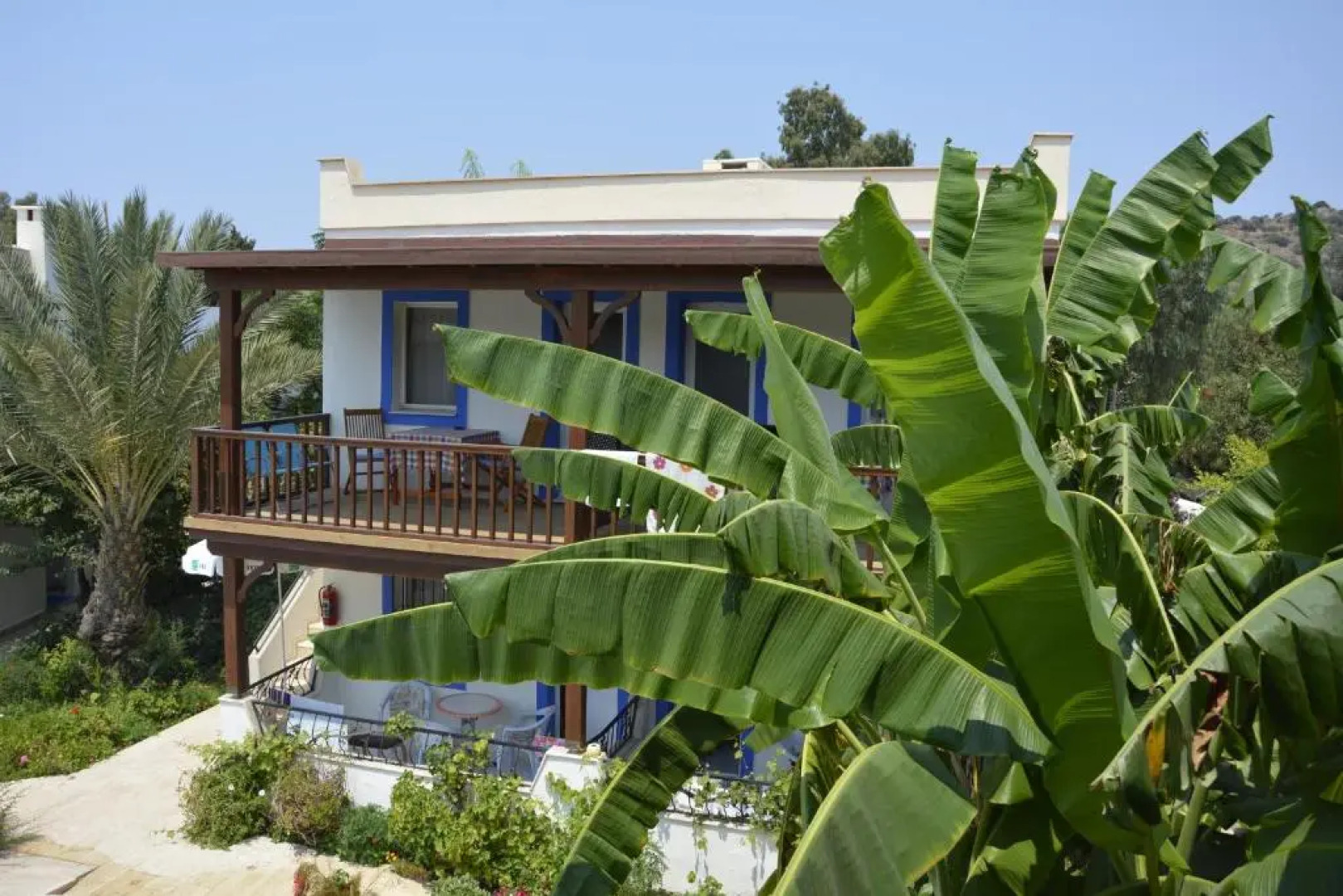 Paradise Garden Apartments