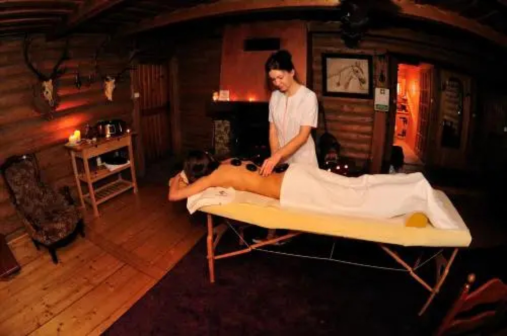 Malutkie Resort - apartamenty, pokoje, restauracja