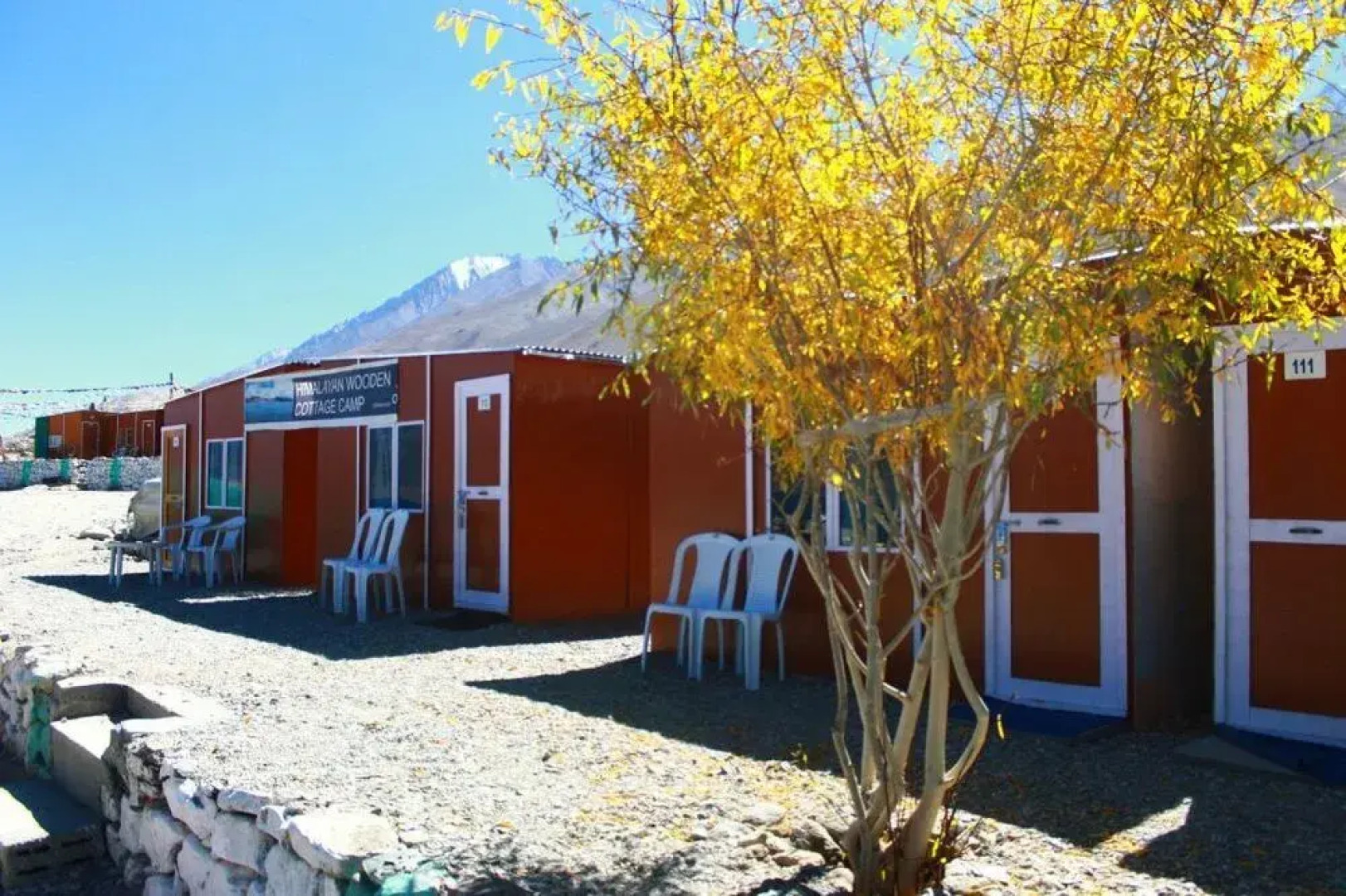 Dreamland Wooden Cottage