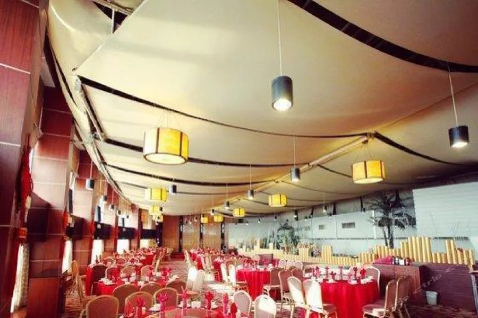 Xiangjun Huatian Commerce