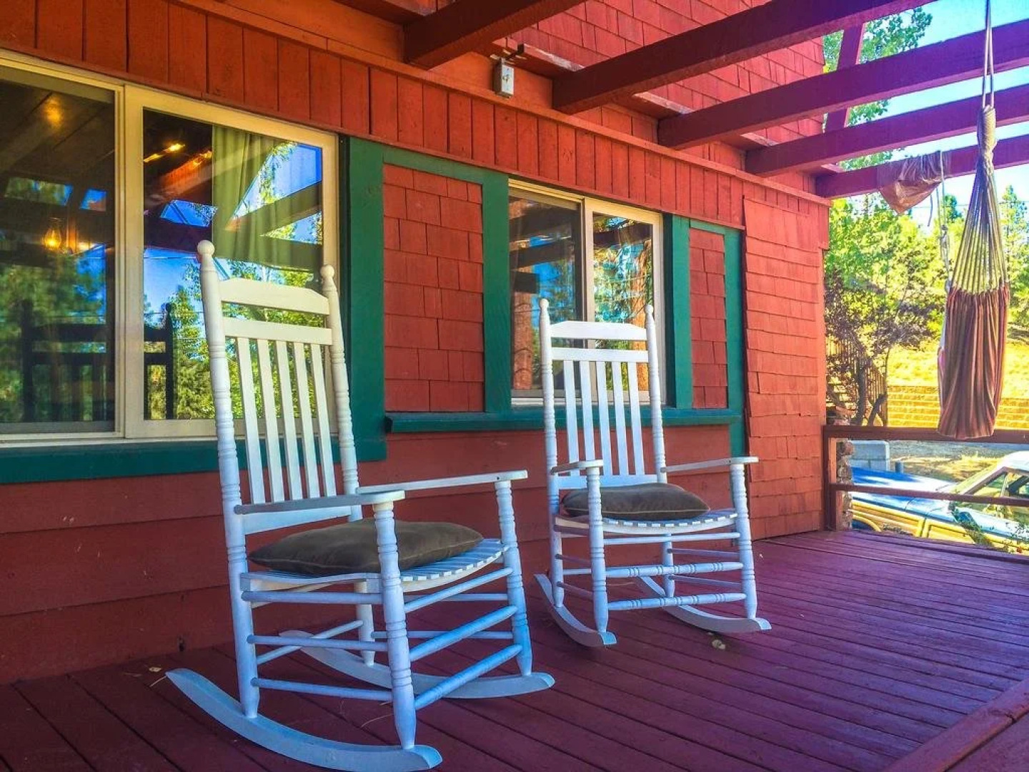 ITH Big Bear Lake Mountain Hostel & Lodge