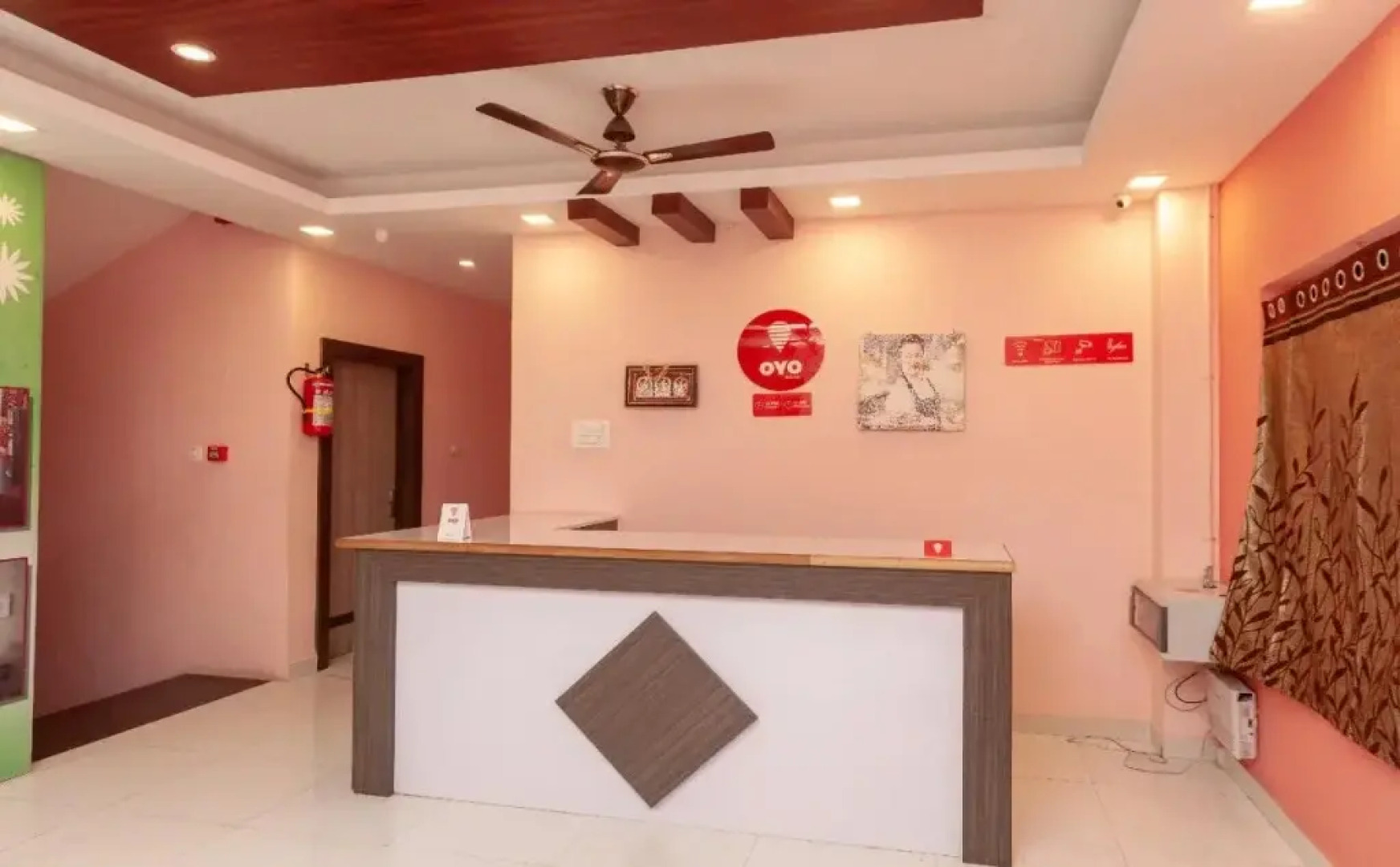 OYO 22300 Sri Ramachandra guest house