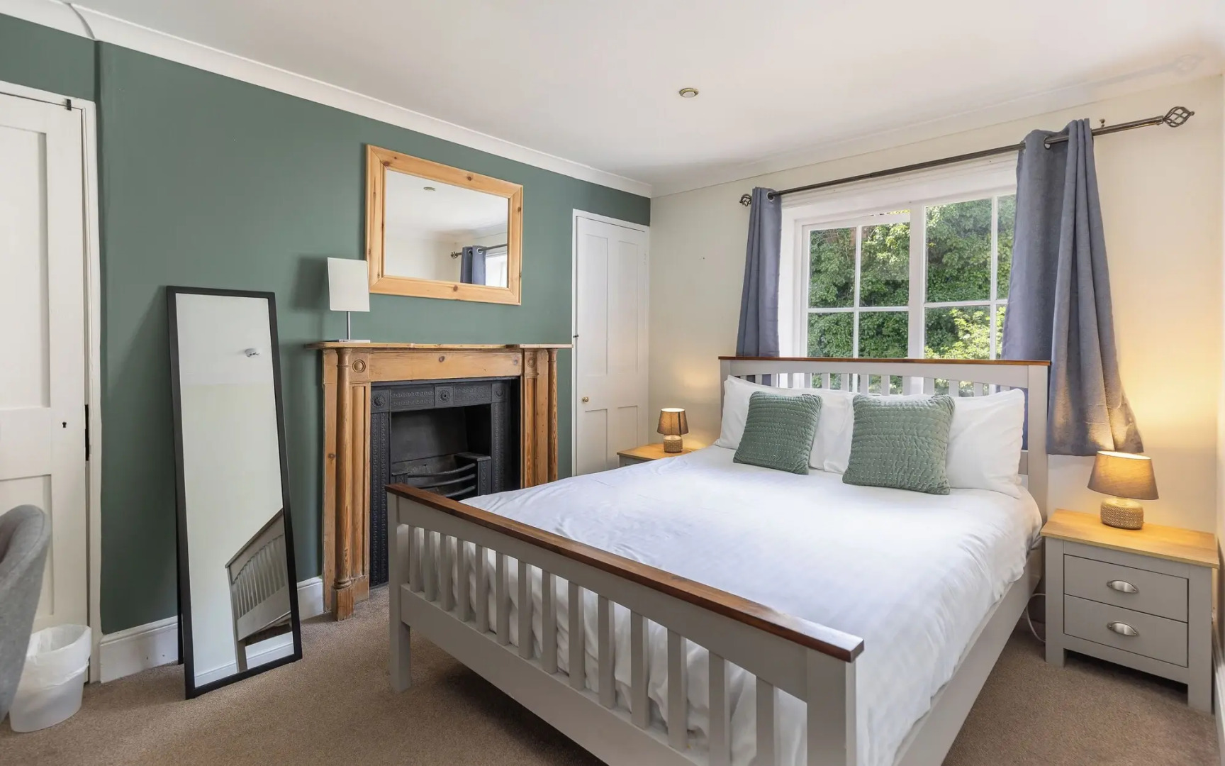 Hewitt's Restaurant & Rooms